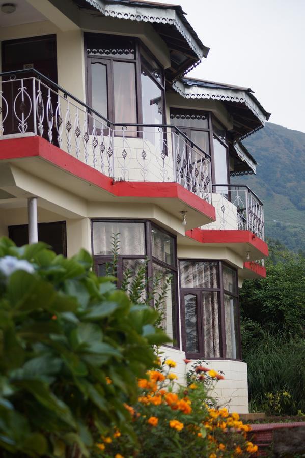 Hotel Shivalay Dharamshala Exterior photo